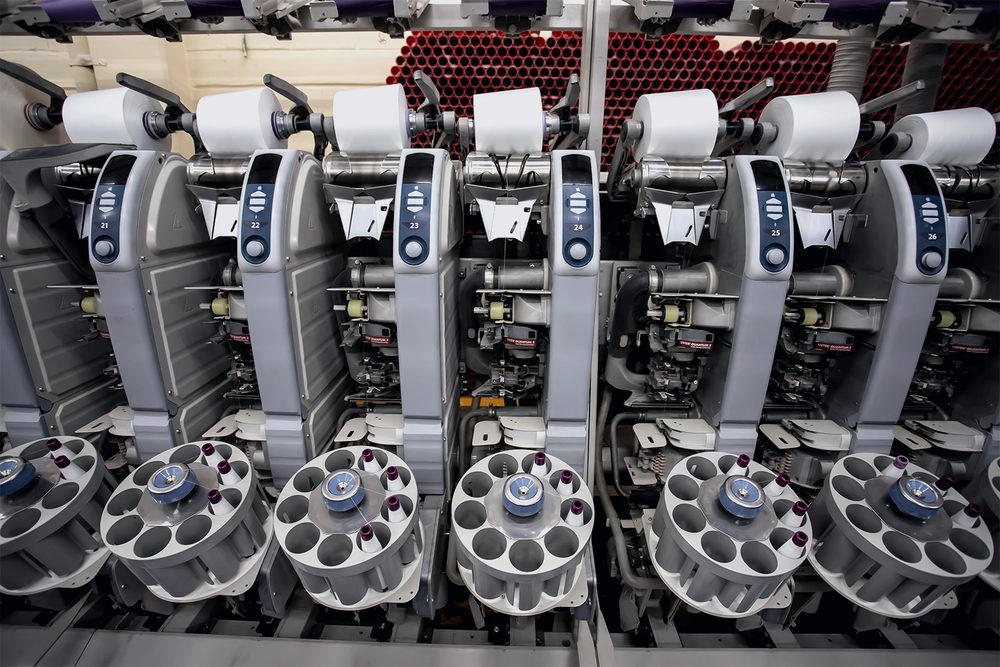Conera automática de bobinado de hilo — hilatura textil en México